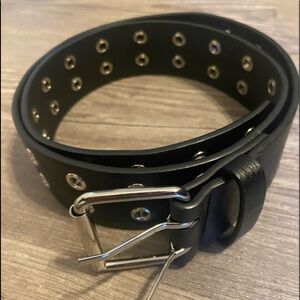 Like new Brandy Melville Ladies Belt